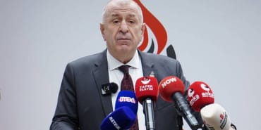 17532673141893265749