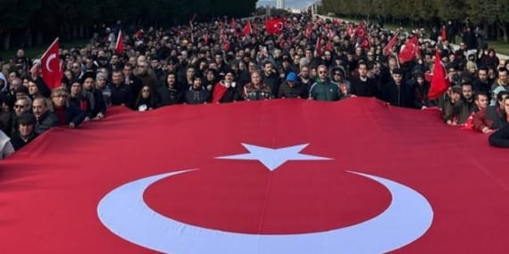 Salon Milliyetçiliğiyle Değil, 27 Aralık Ruhu ile..