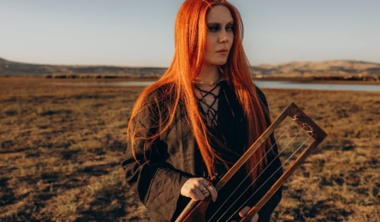 17680564851210869888