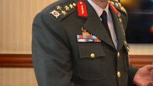 295 albay emekli edildi