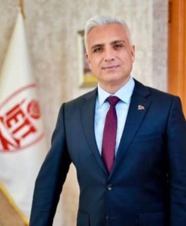 İETT Genel Müdürü İrfan Demet